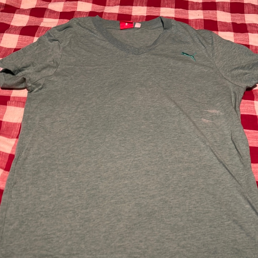 Nice puma t-shirt
